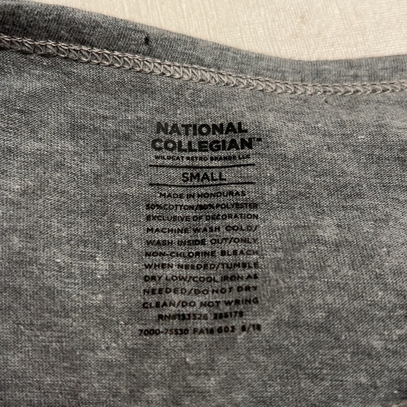 Ohio State Buckeye Grey TShirt - Picture 5 of 8